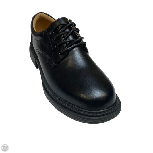 Shoes Flats By OKJ In Black, Size: 8