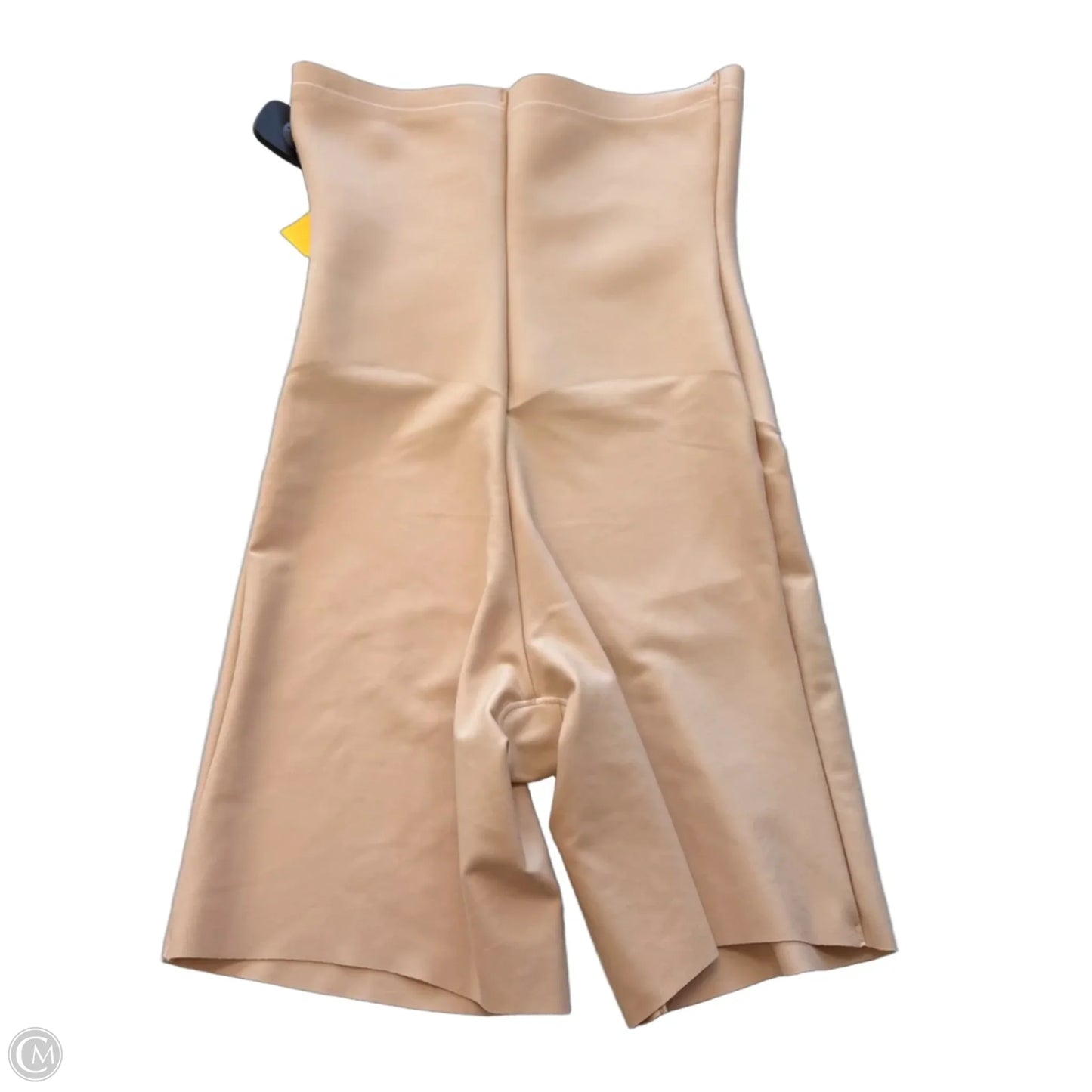 Shorts By Skims In Beige, Size: L
