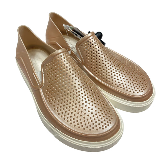 Pink Shoes Flats Crocs, Size 7