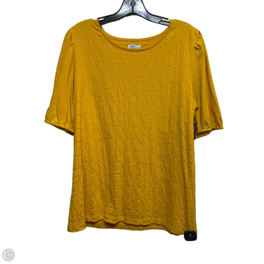Top Short Sleeve By Kim Rogers In Yellow, Size: M