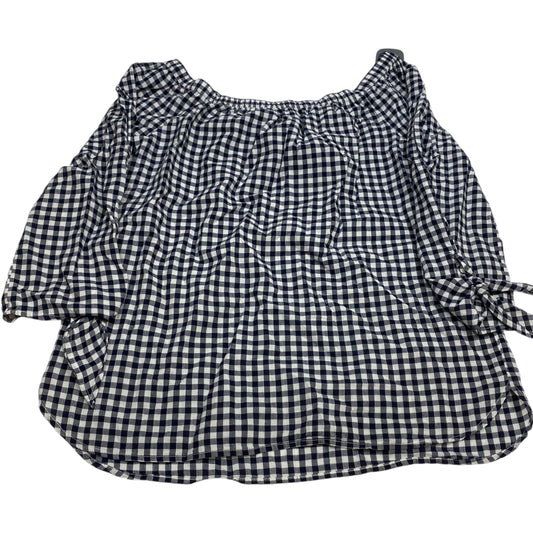 Top Long Sleeve By Crown And Ivy In Blue & White, Size: M