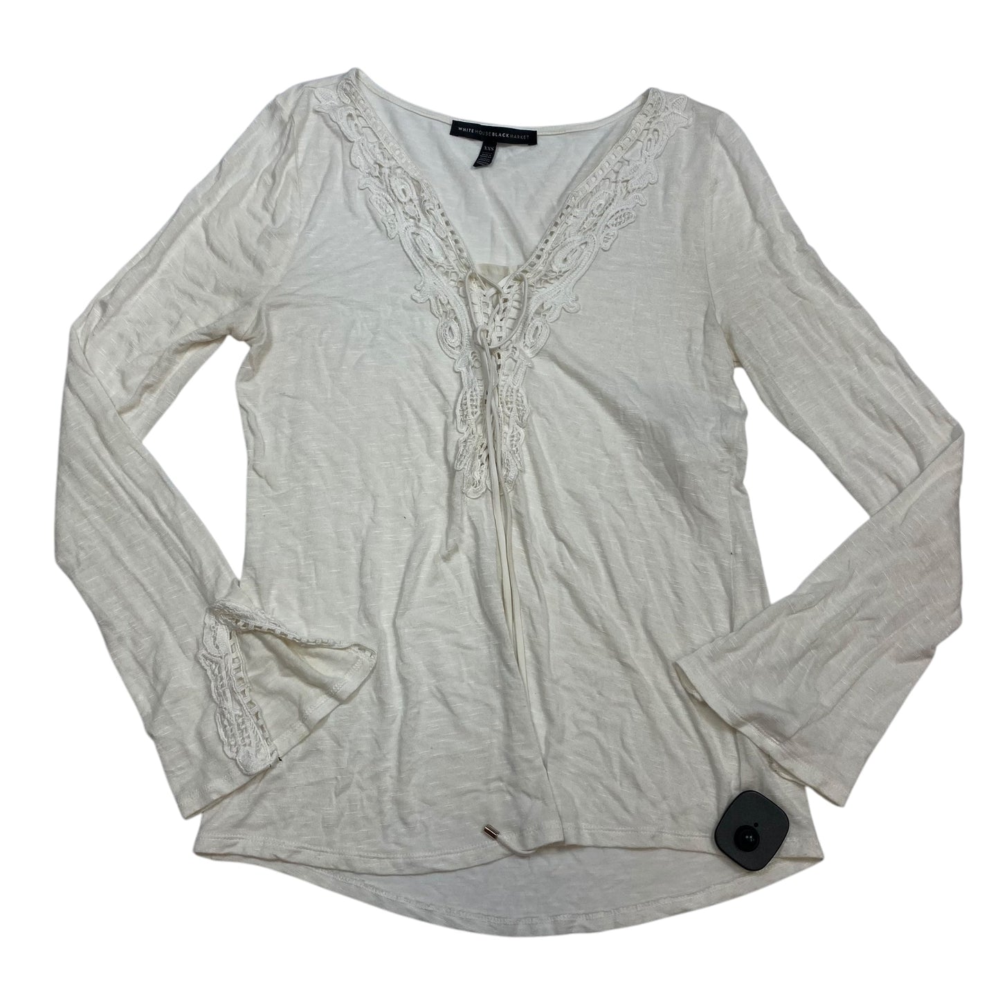 Top Long Sleeve By White House Black Market In Cream, Size: Xxs