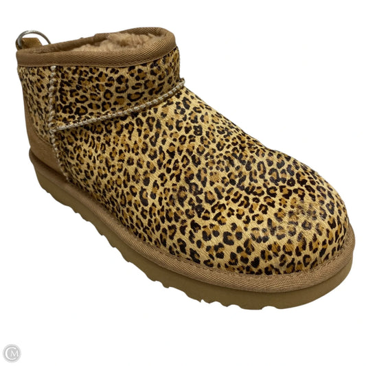 Boots Designer By Ugg In Brown, Size: 7