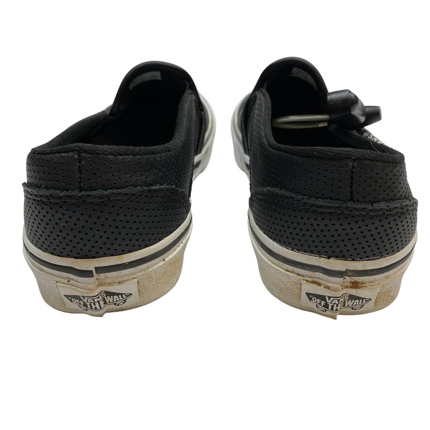 Shoes Sneakers By Vans In Black, Size: 6