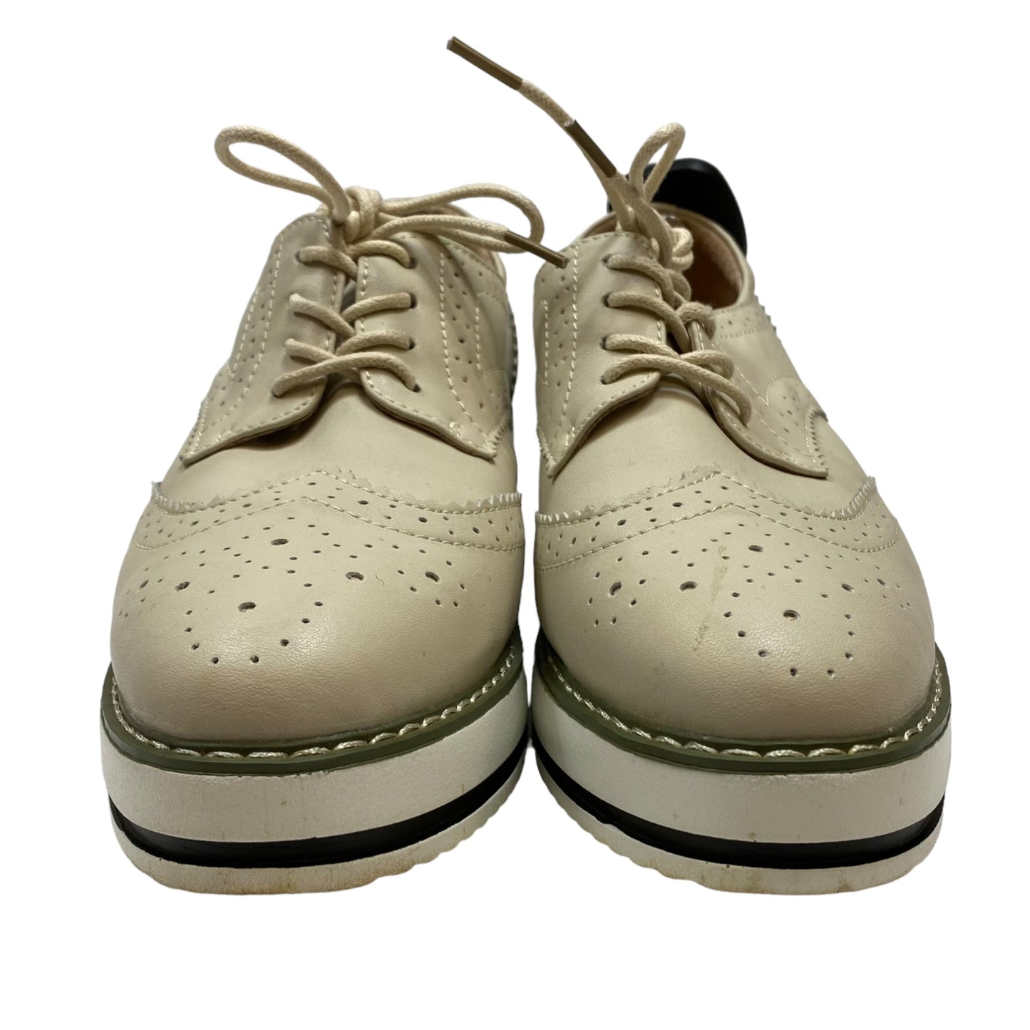 Cream Shoes Flats Clothes Mentor, Size 9.5