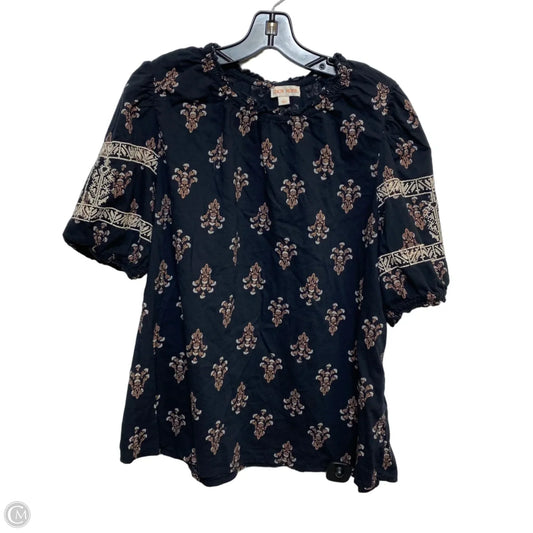 Top Short Sleeve By Knox Rose In Black, Size: L