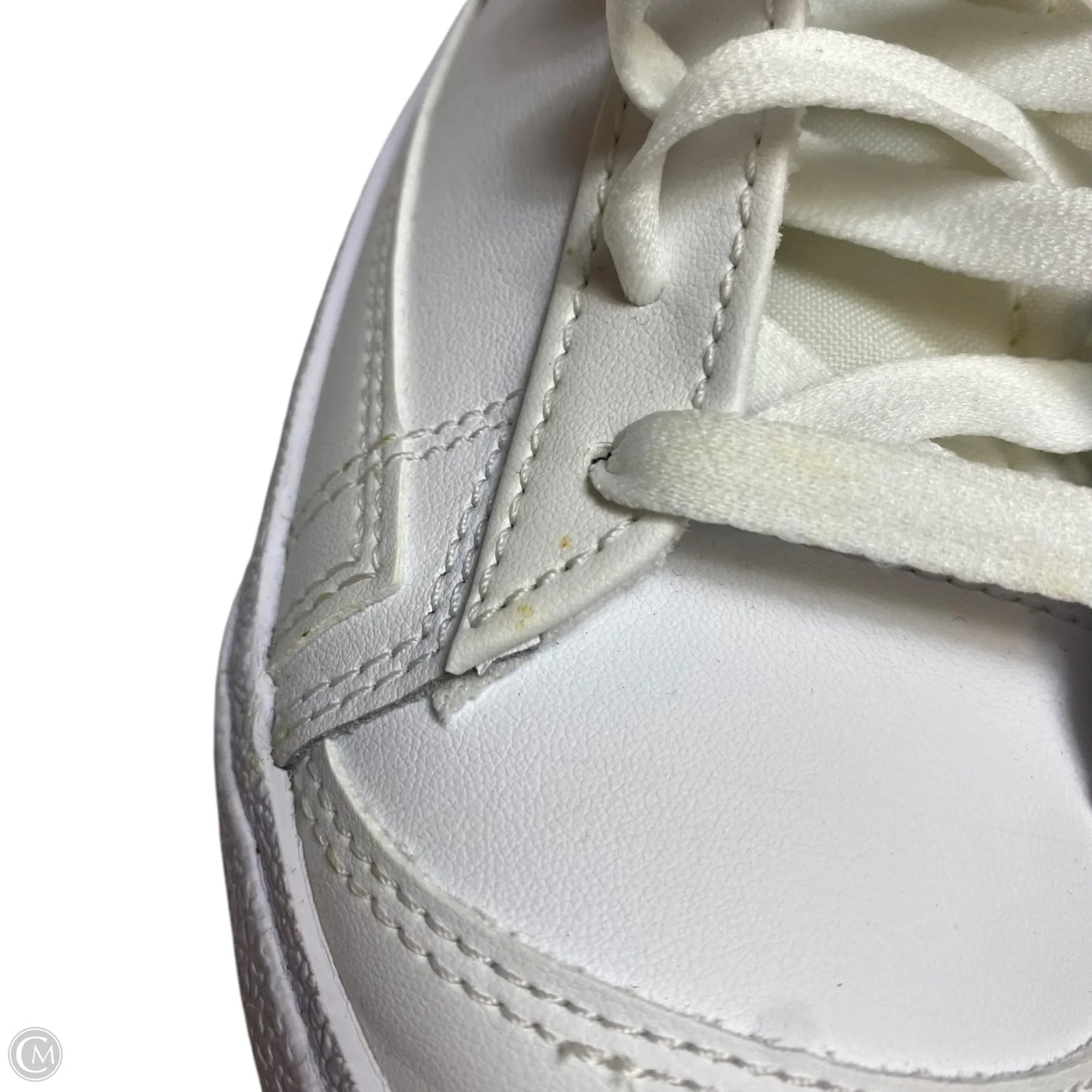 Shoes Sneakers By Nike In White, Size: 8.5