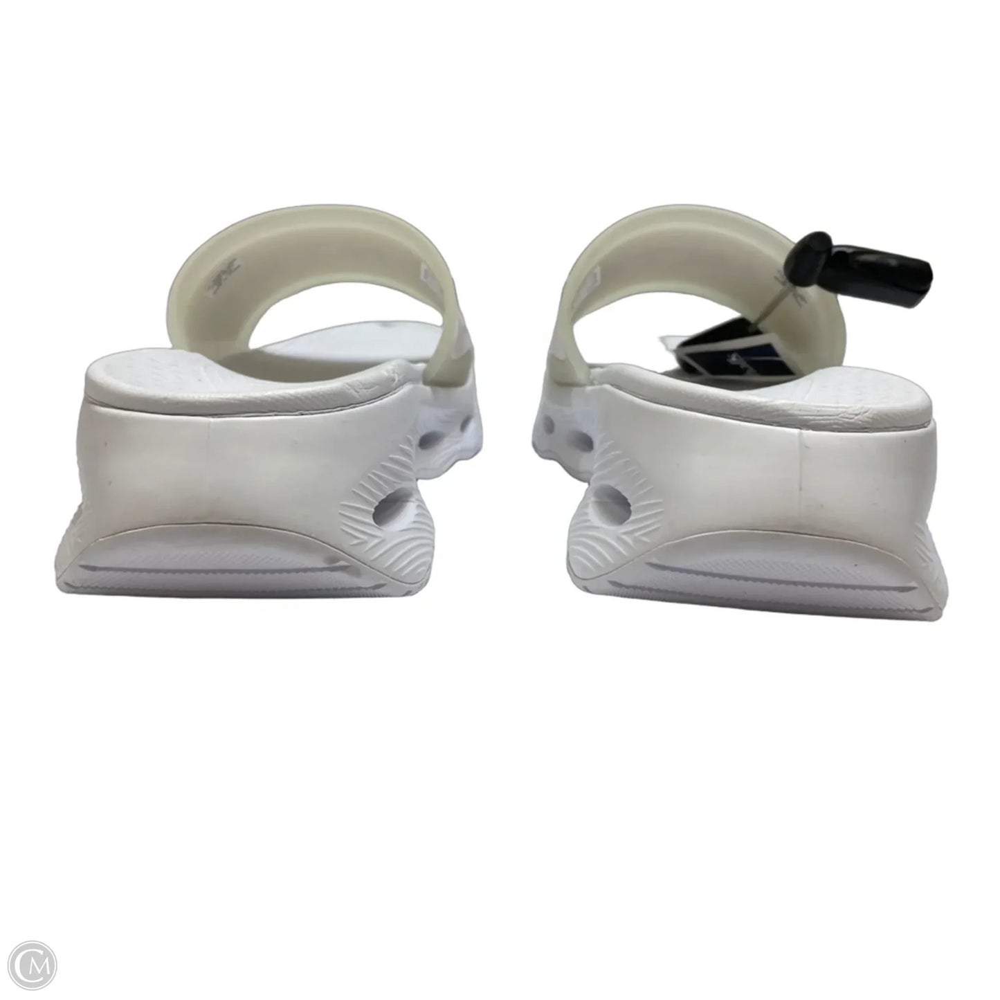Sandals Designer By Hunter In White, Size: 9