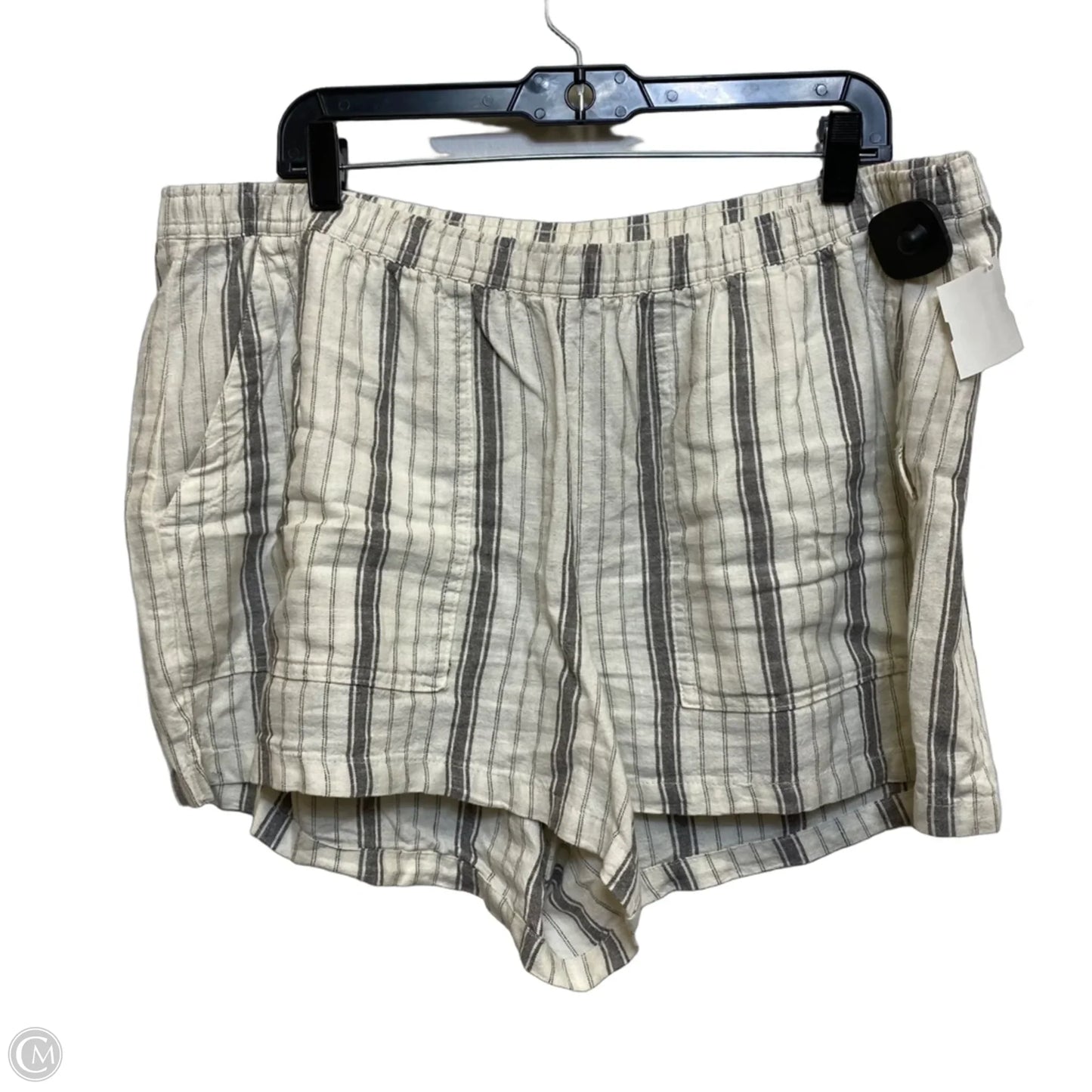Shorts By Universal Thread In Cream & Grey, Size: Xl