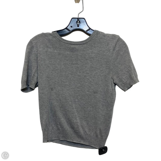Top Short Sleeve By Divided In Grey, Size: S