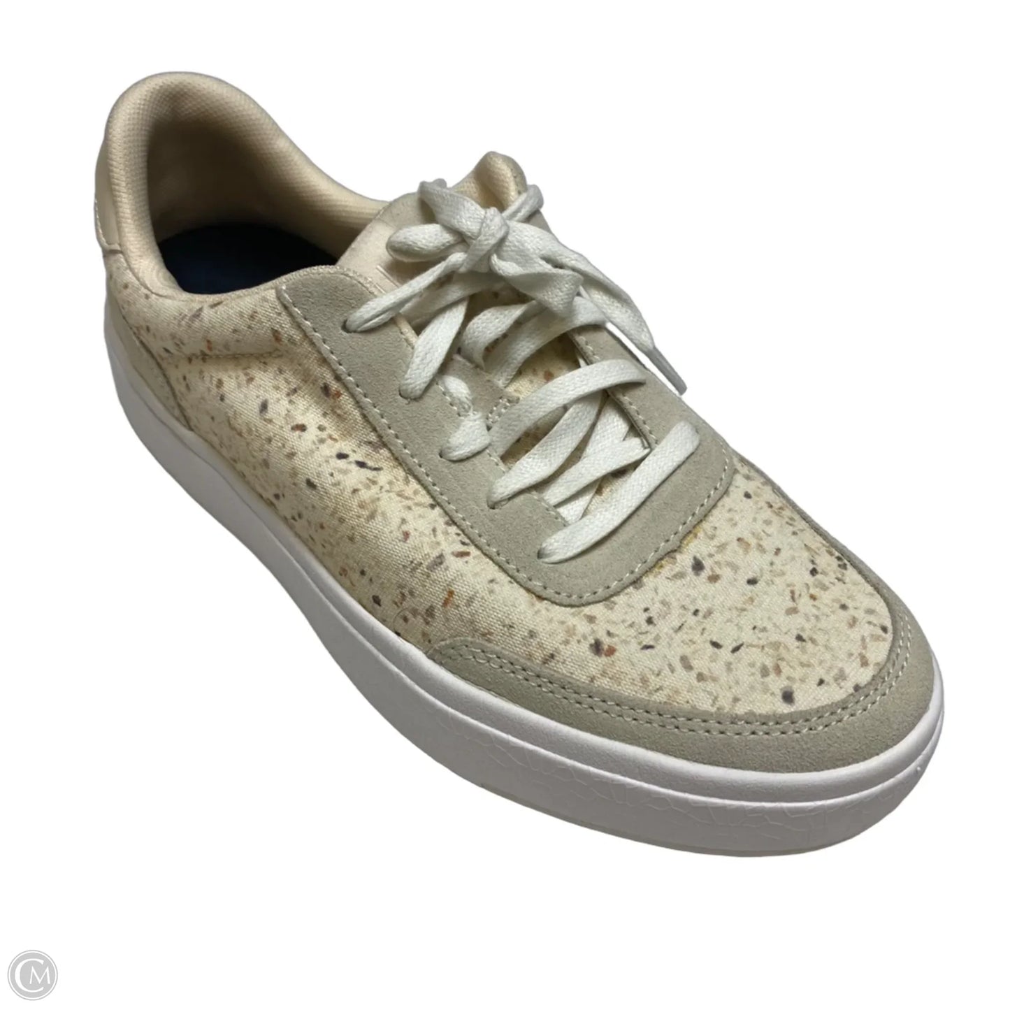 Shoes Sneakers By Kizik In Cream, Size: 7.5