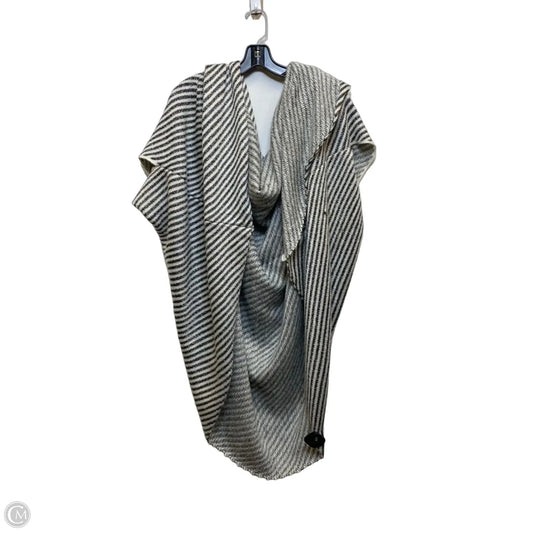Shawl By Lane Bryant In Silver & White, Size: Osfm