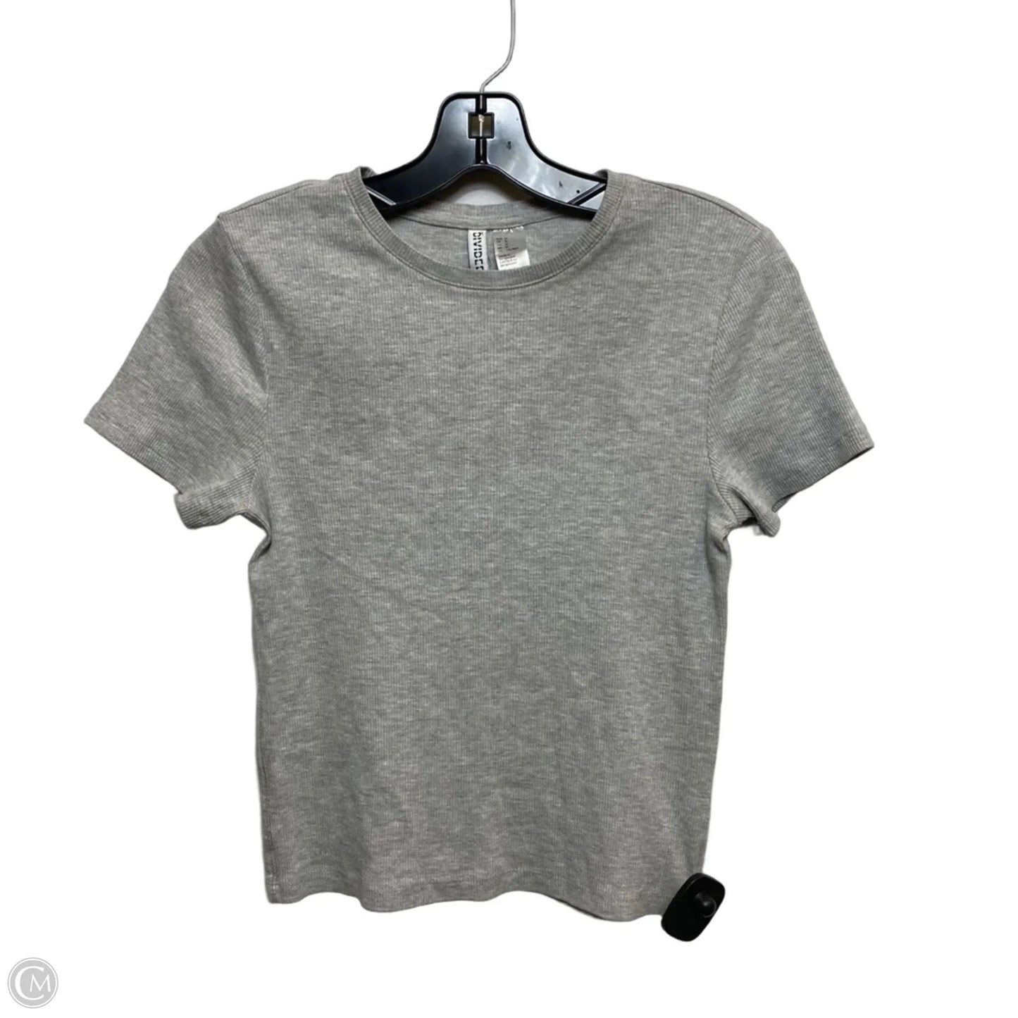 Top Short Sleeve By Divided In Grey, Size: Medium