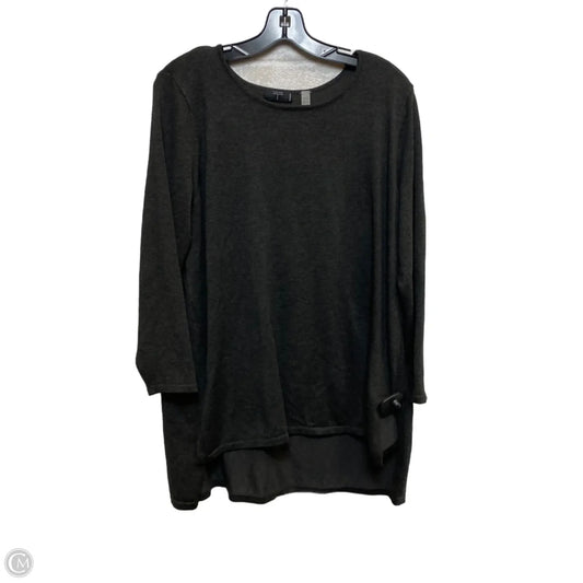 Top Long Sleeve By Tahari In Grey, Size: 1x