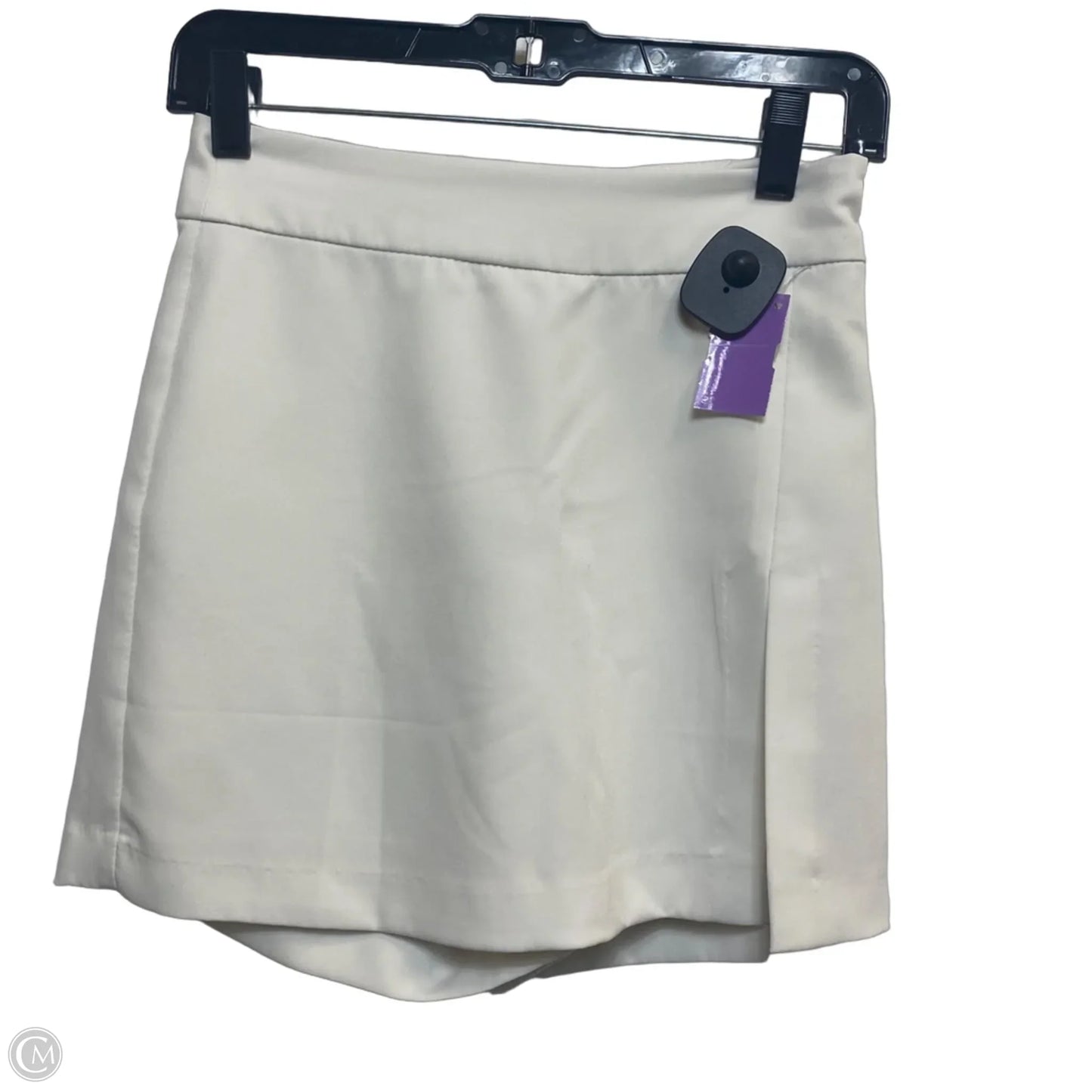Skort By Love Tree In White, Size: S