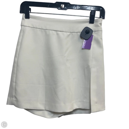 Skort By Love Tree In White, Size: S
