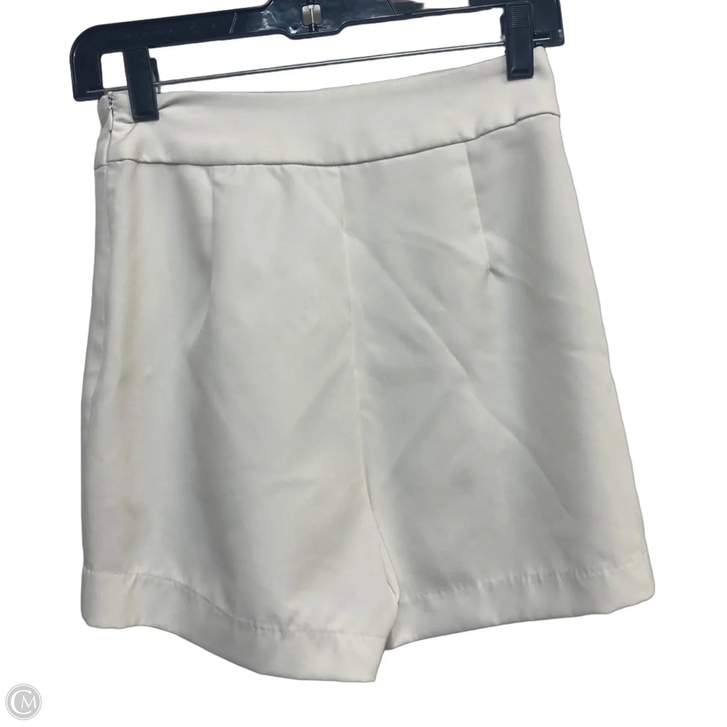 Skort By Love Tree In White, Size: S