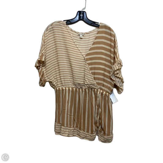 Top Short Sleeve By Cato In Tan, Size: L