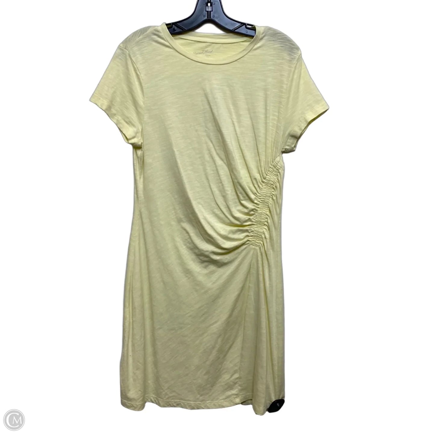 Dress Casual Short By Universal Thread In Yellow, Size: M