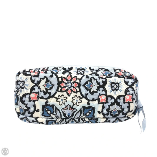 Makeup Bag By Vera Bradley, Size: Small