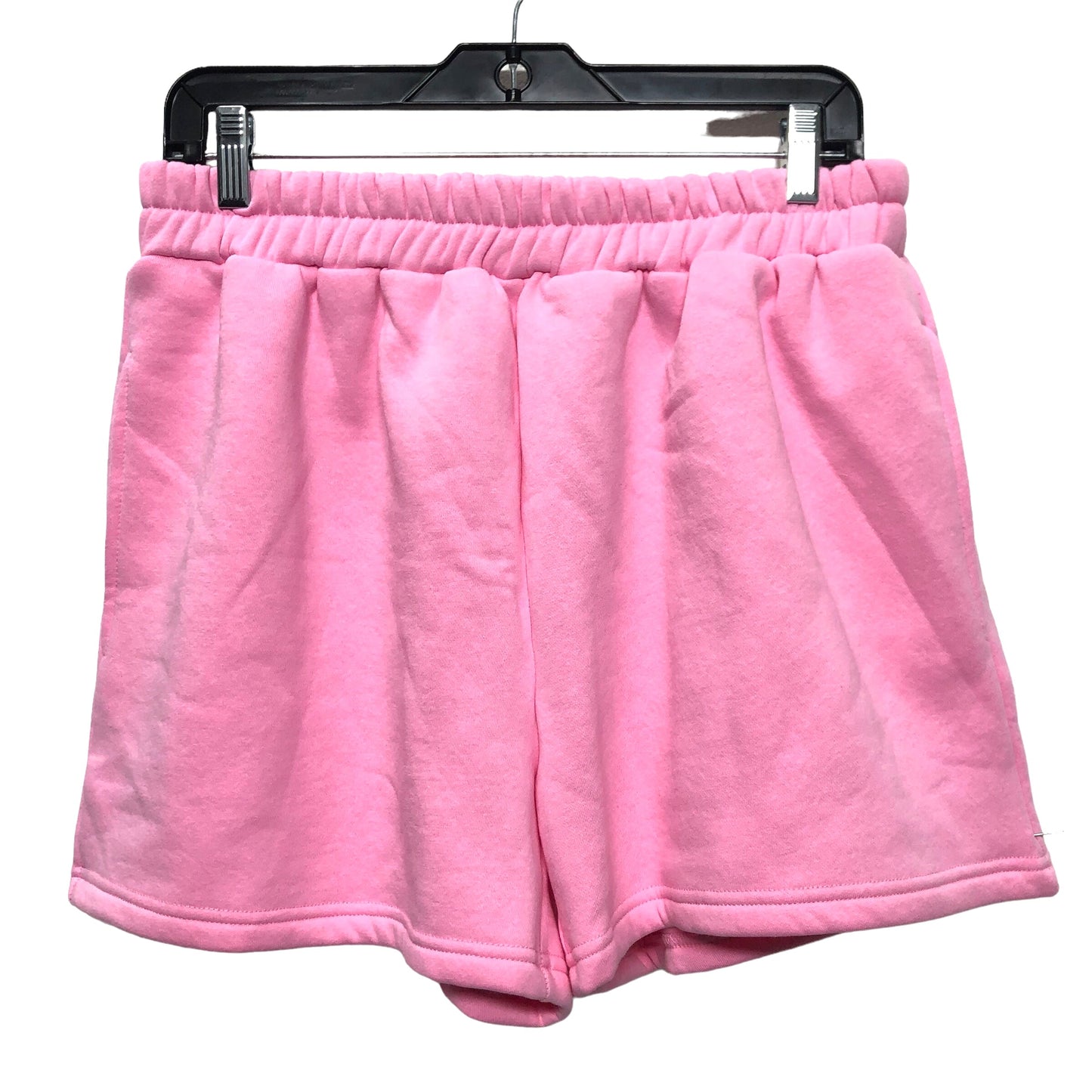 Shorts By Clothes Mentor  Size: L