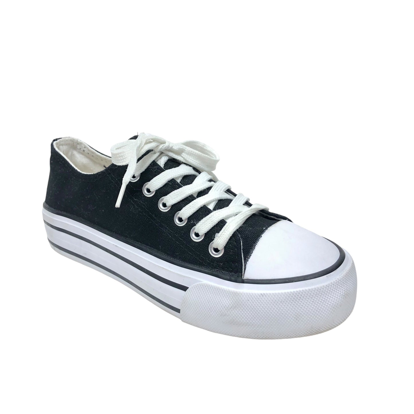 Shoes Sneakers By C And C In Black, Size: 7