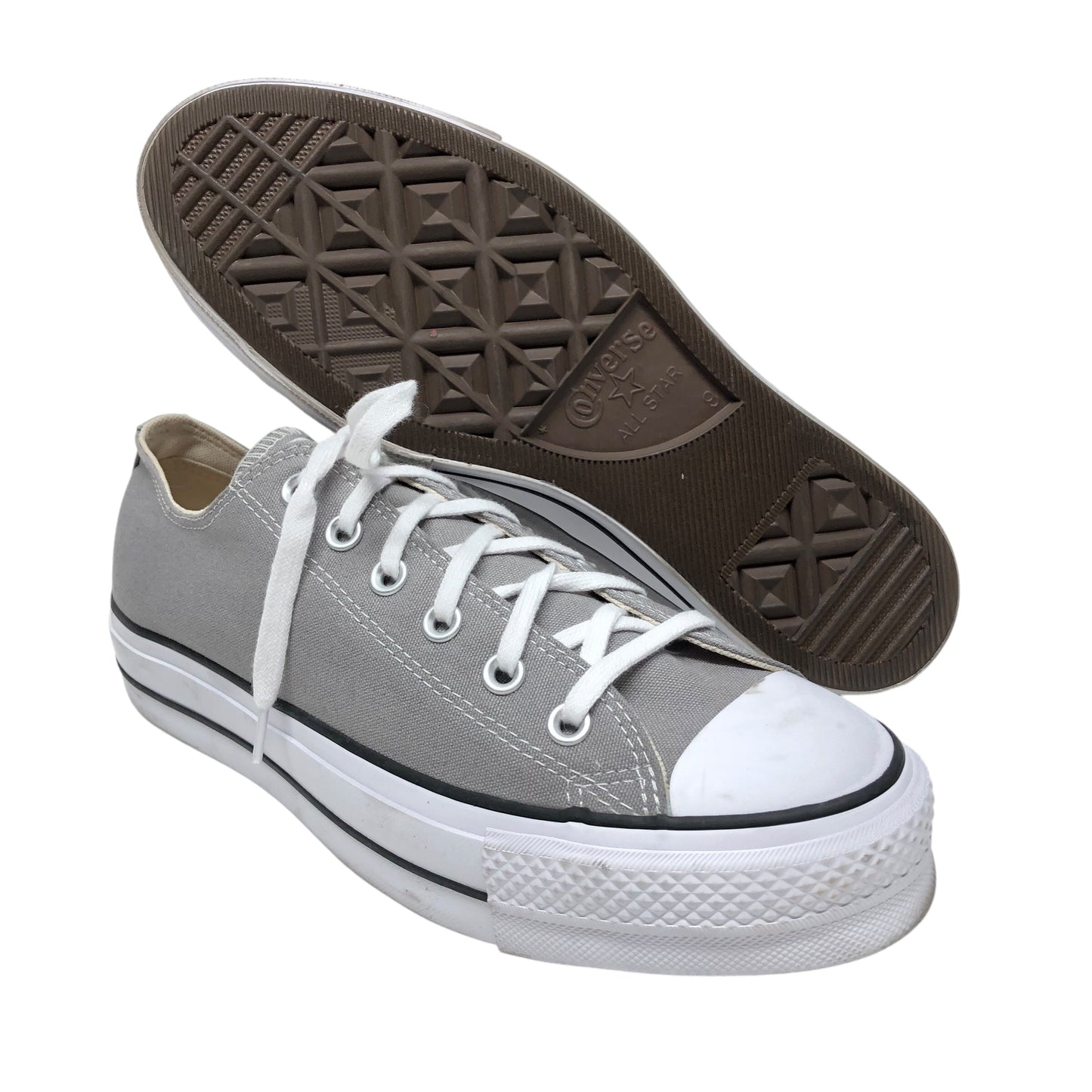 Shoes Sneakers By Converse In Grey, Size: 11