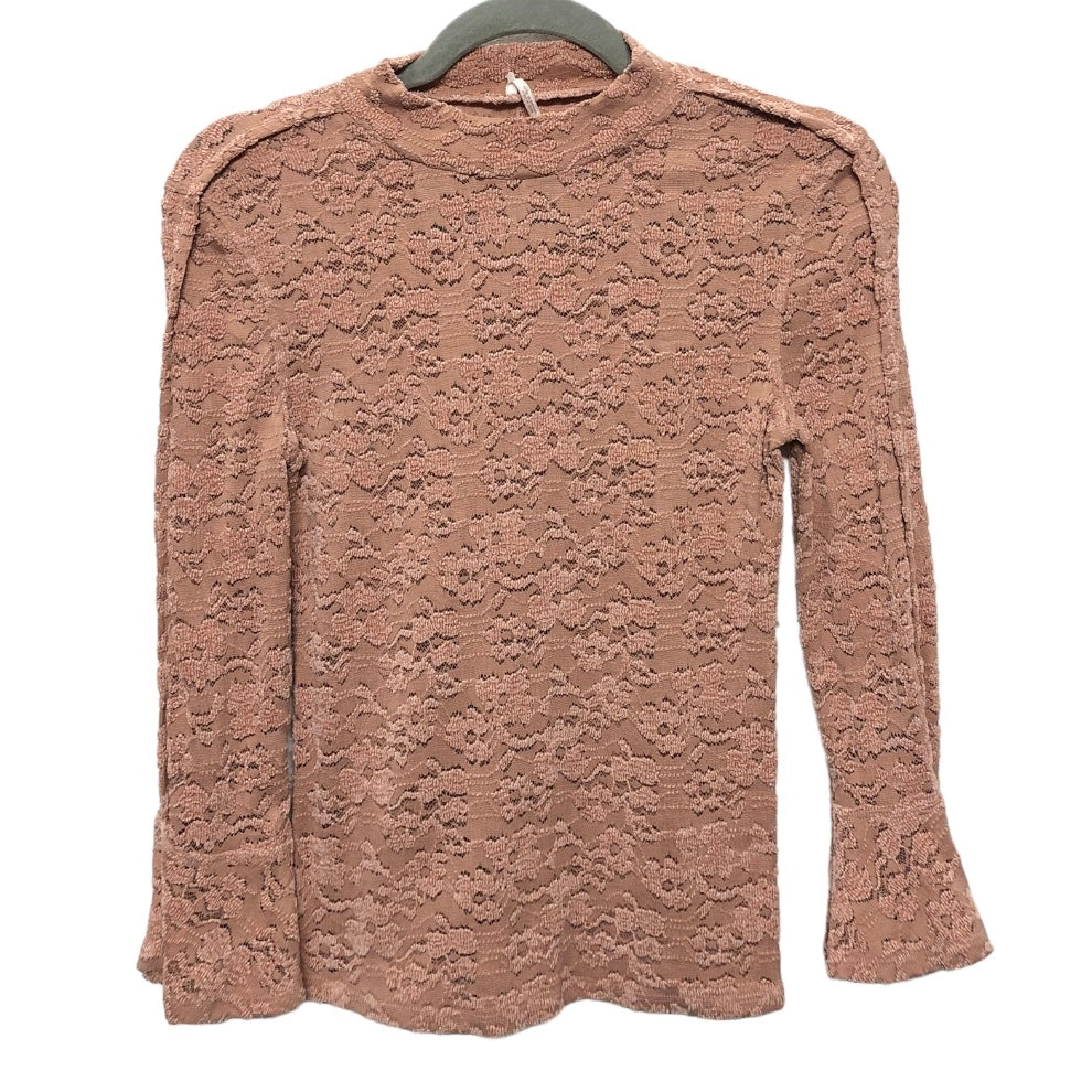 Top Long Sleeve By Free People In Beige, Size: Xs