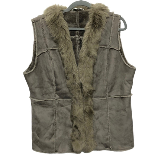 Vest Faux Fur & Sherpa By Orvis In Green, Size: L