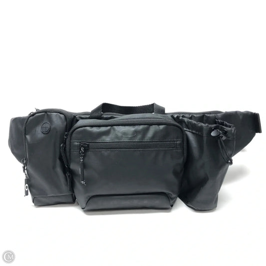 Belt Bag By Oakley, Size: Large