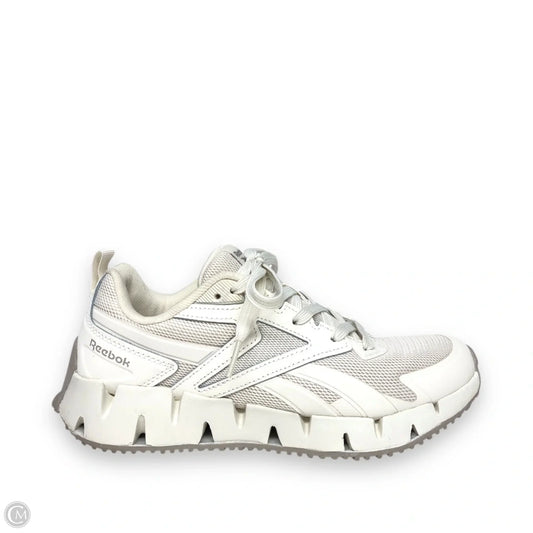 Shoes Athletic By Reebok In White, Size: 8