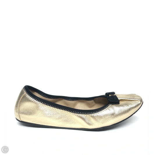 Shoes Luxury Designer By Ferragamo In Gold, Size: 10