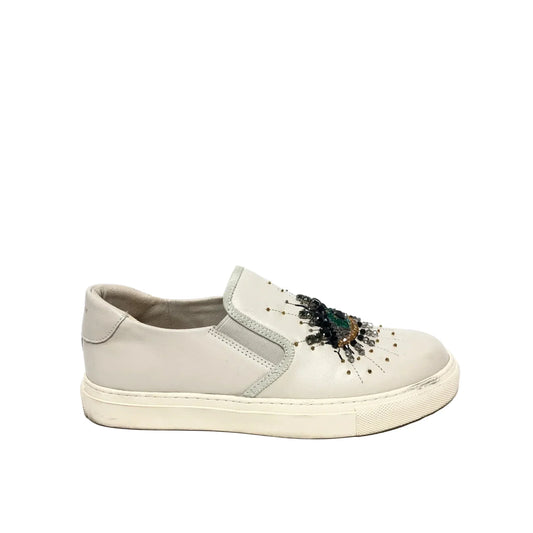 Shoes Sneakers By Kurt Geiger In Beige, Size: 8.5