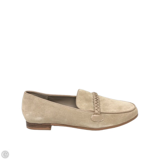 Shoes Flats By Clothes Mentor In Beige, Size: 10