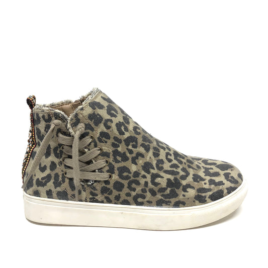 Animal Print Shoes Sneakers Clothes Mentor, Size 8