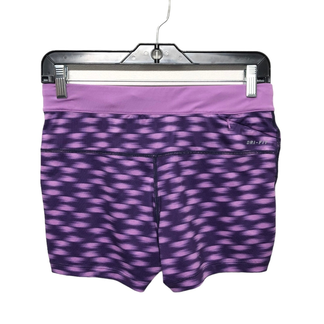 Purple Athletic Shorts Nike, Size M