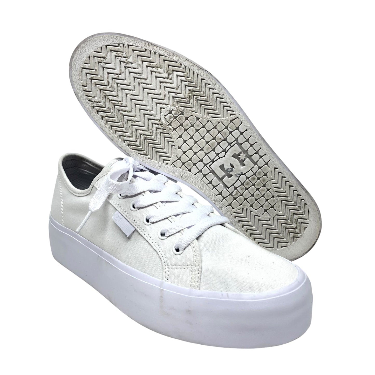 Shoes Sneakers By Cmc In White, Size: 10.5