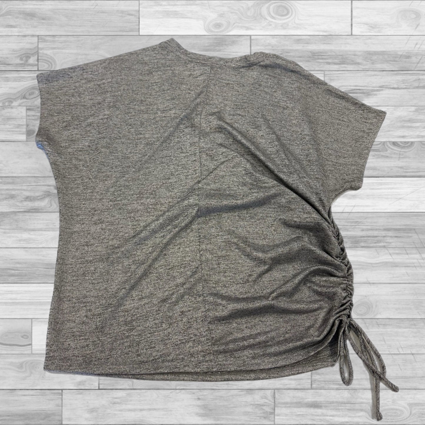 Top Short Sleeve By Express In Grey, Size: S