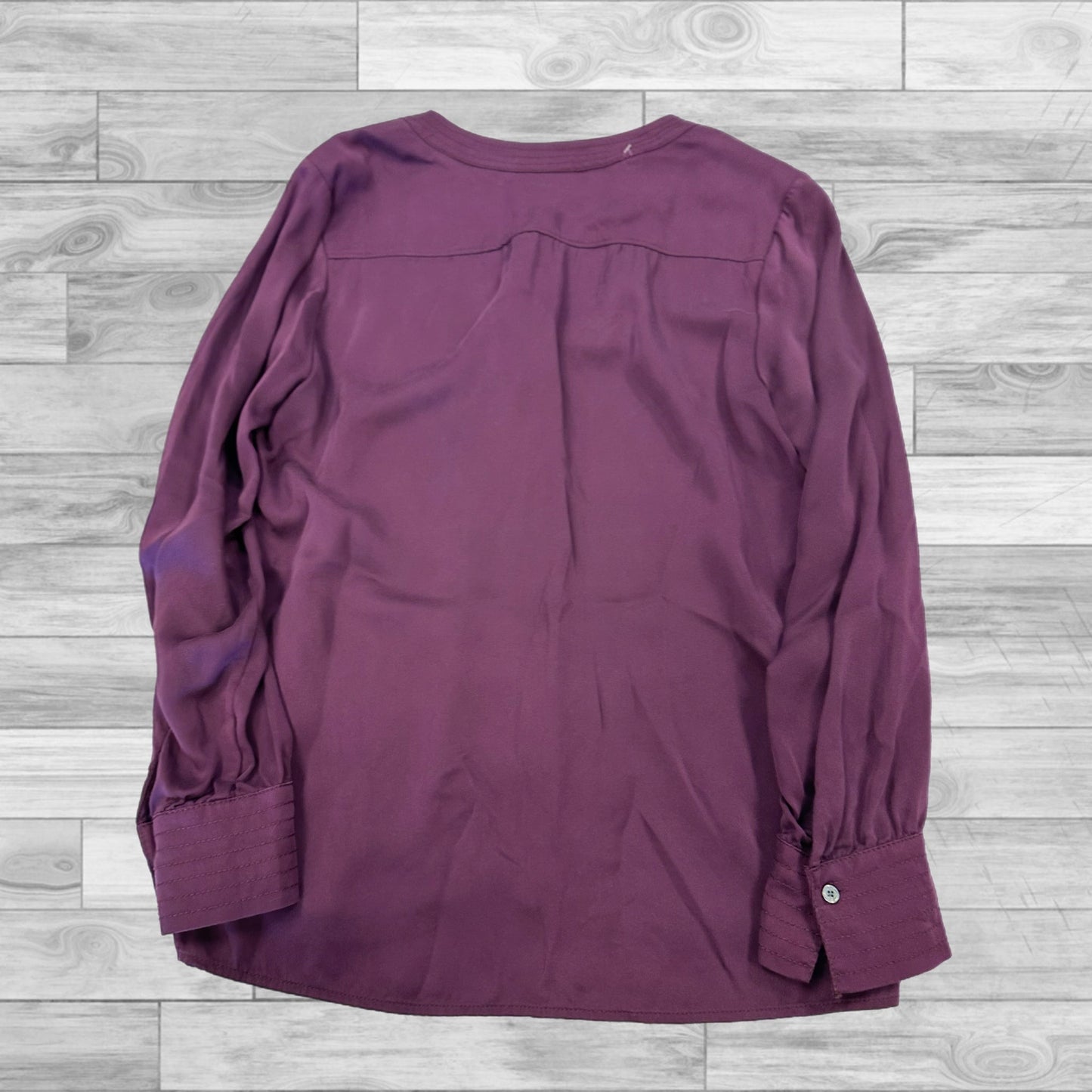 Top Long Sleeve By Tommy Bahama In Purple, Size: S