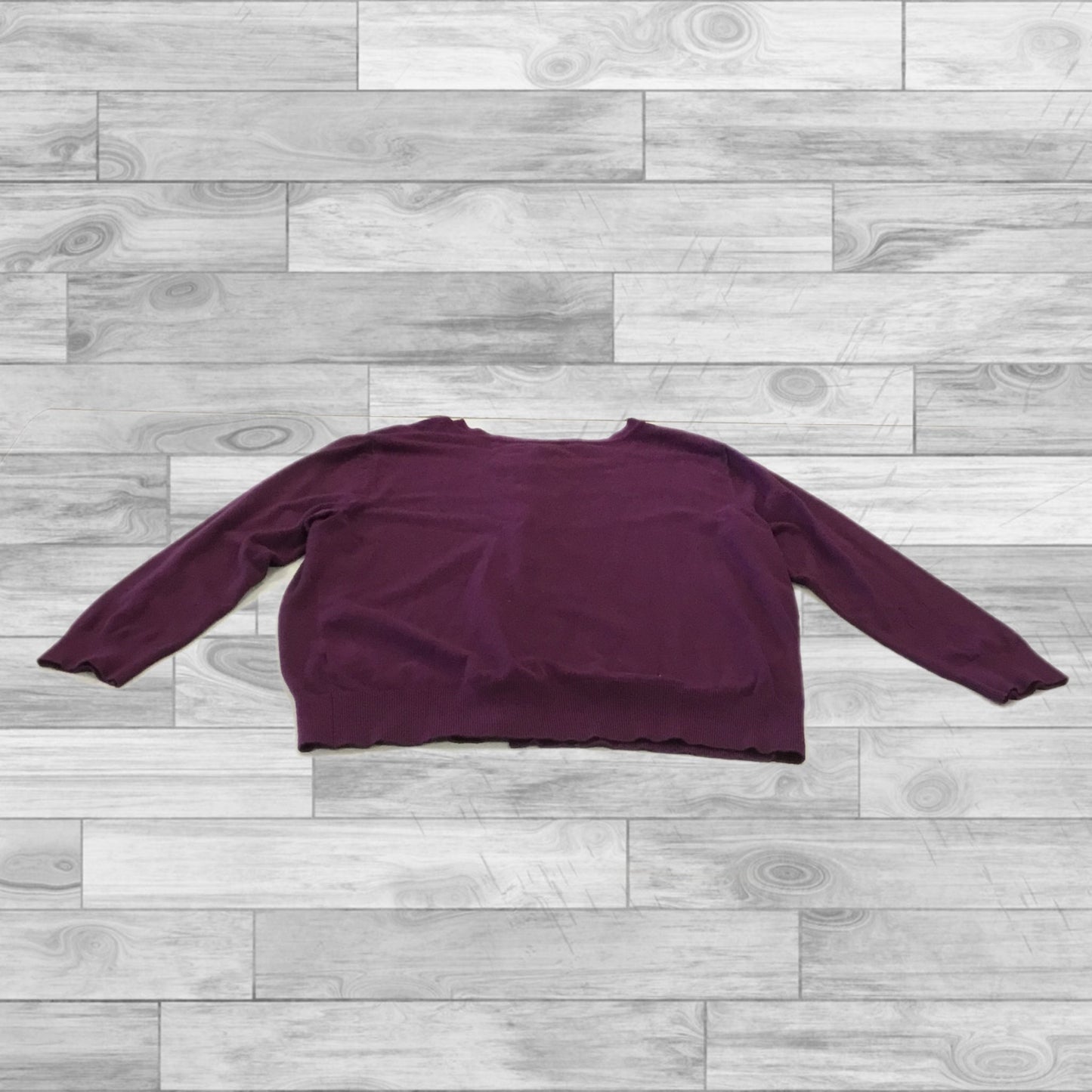 Top Long Sleeve By Cable And Gauge In Burgundy, Size: L