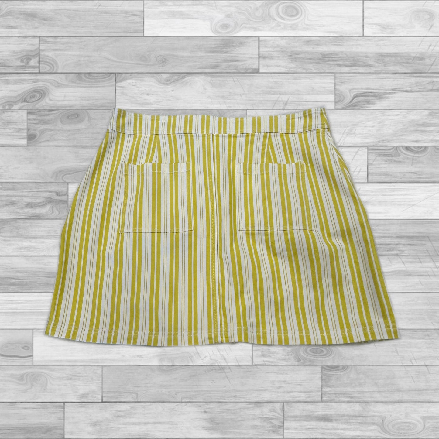 Skirt Mini & Short By Loft In White & Yellow, Size: 16