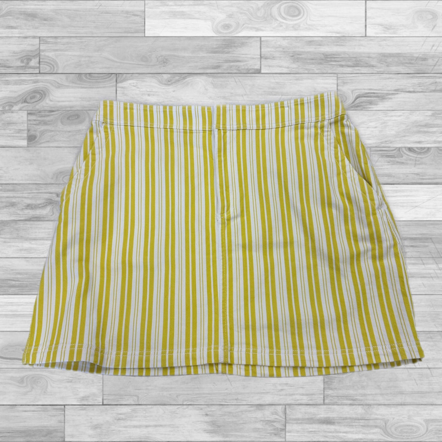 Skirt Mini & Short By Loft In White & Yellow, Size: 16