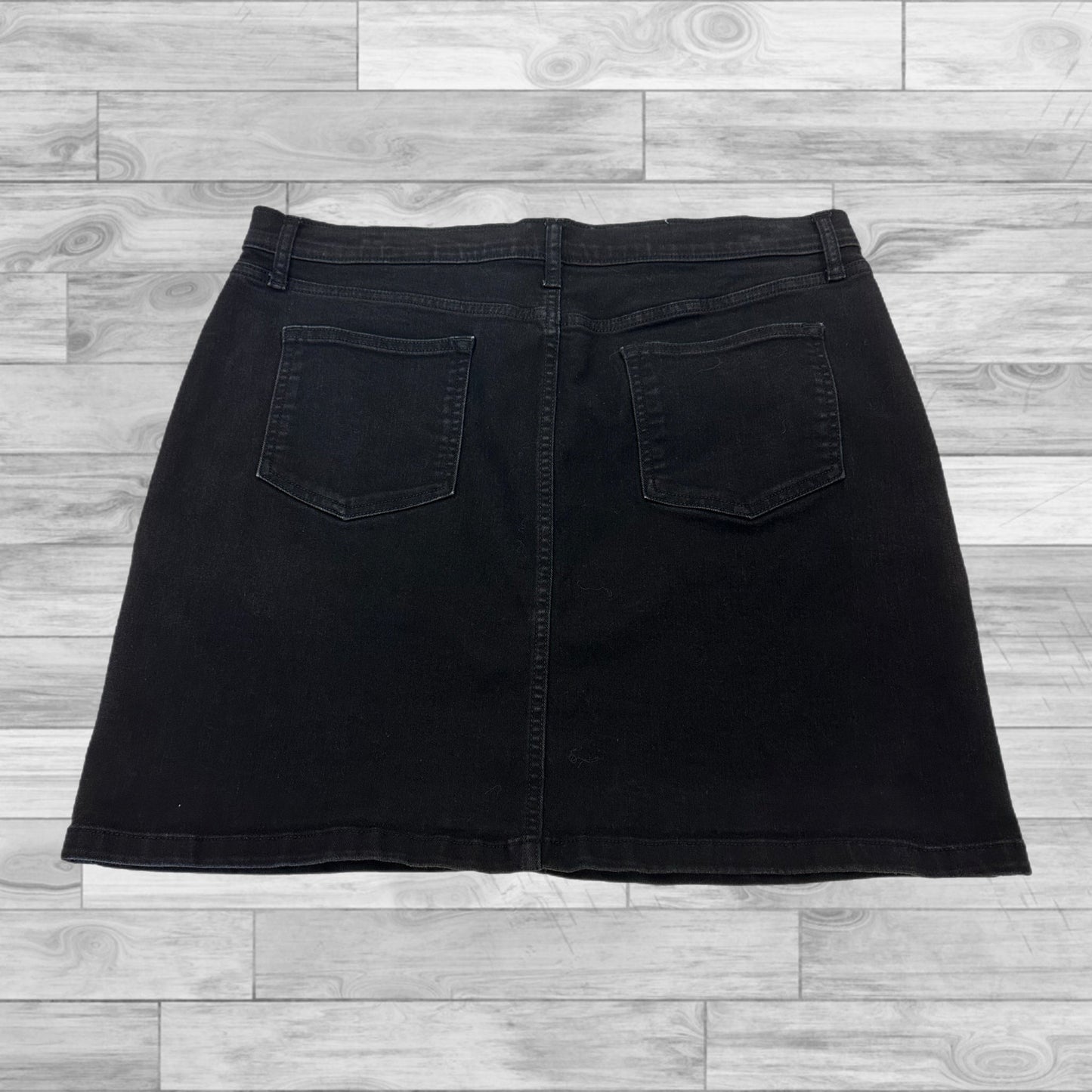 Skirt Mini & Short By Banana Republic In Black, Size: 16