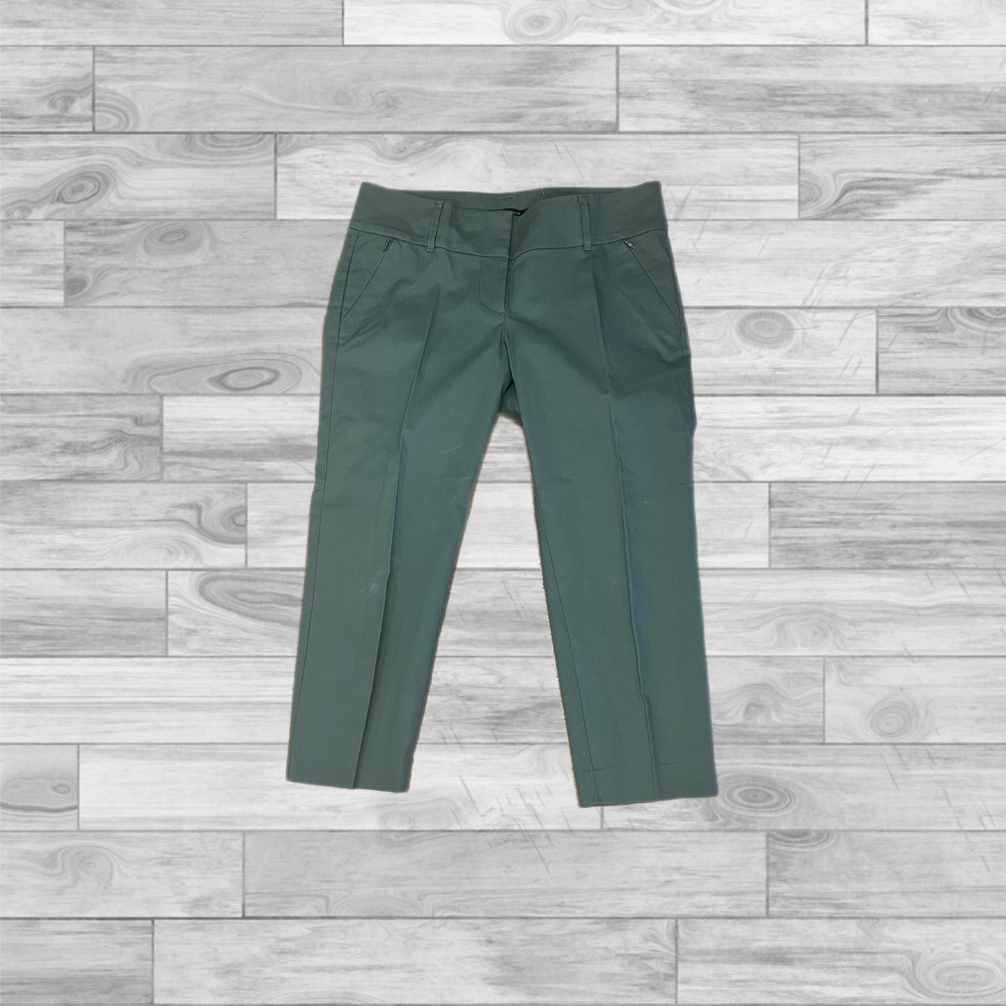 Capris By Ann Taylor In Green, Size: 2p