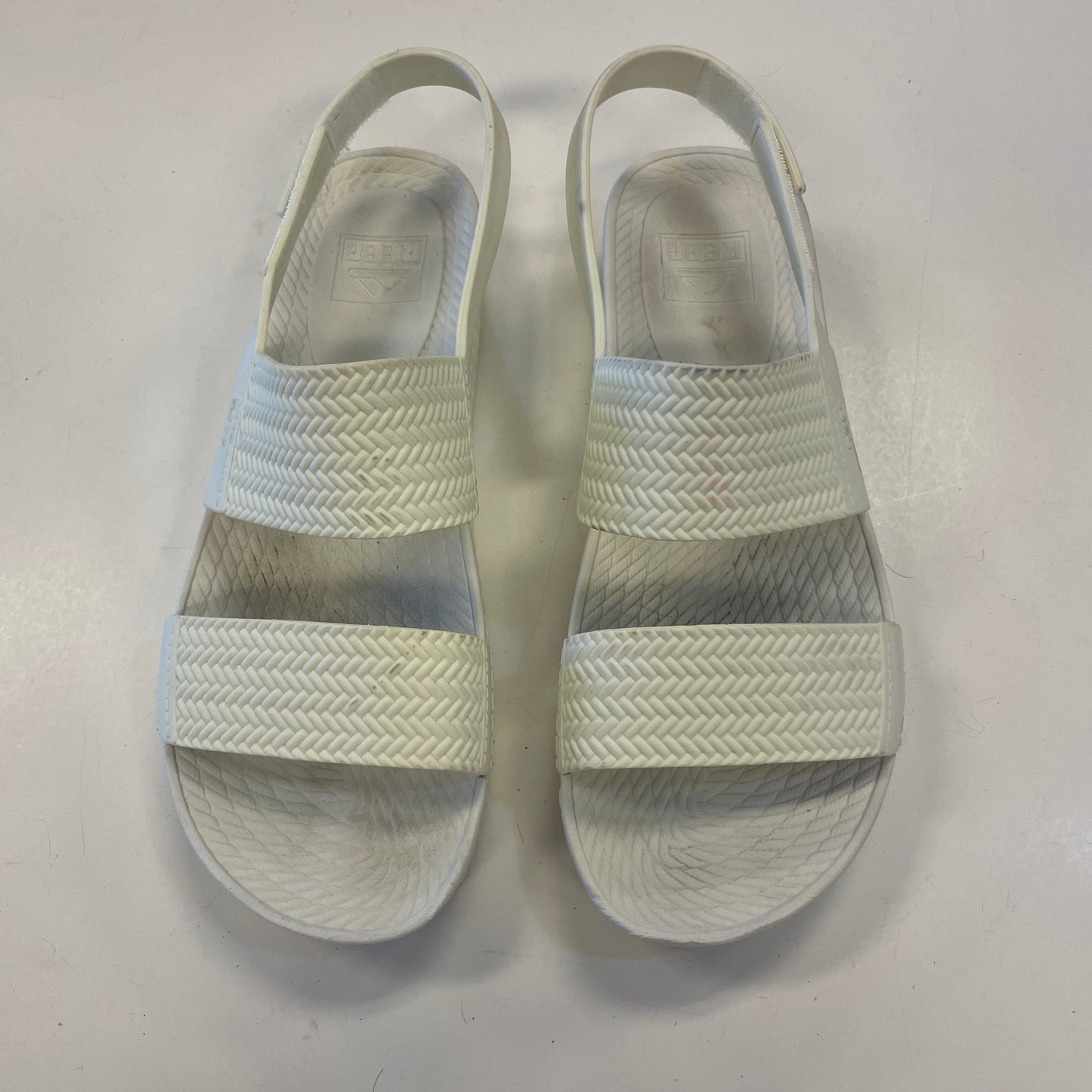 Sandals Flip Flops By Reef In White, Size: 9.5