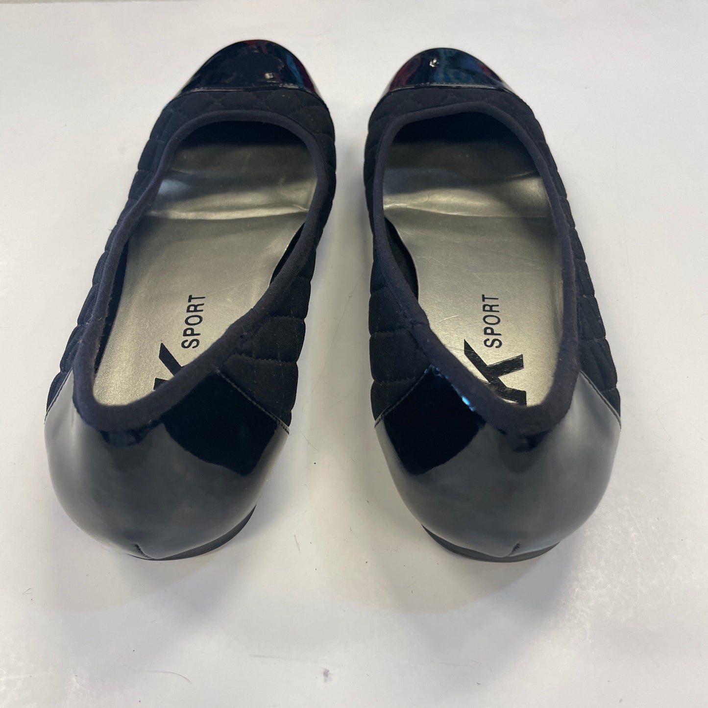 Shoes Flats By Anne Klein In Black, Size: 9.5