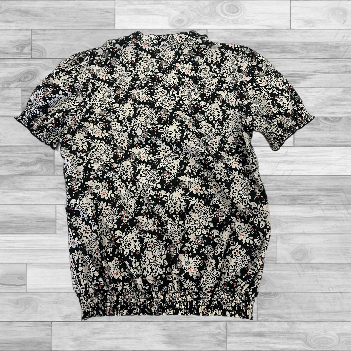 Top Short Sleeve By Sanctuary In Floral Print, Size: M