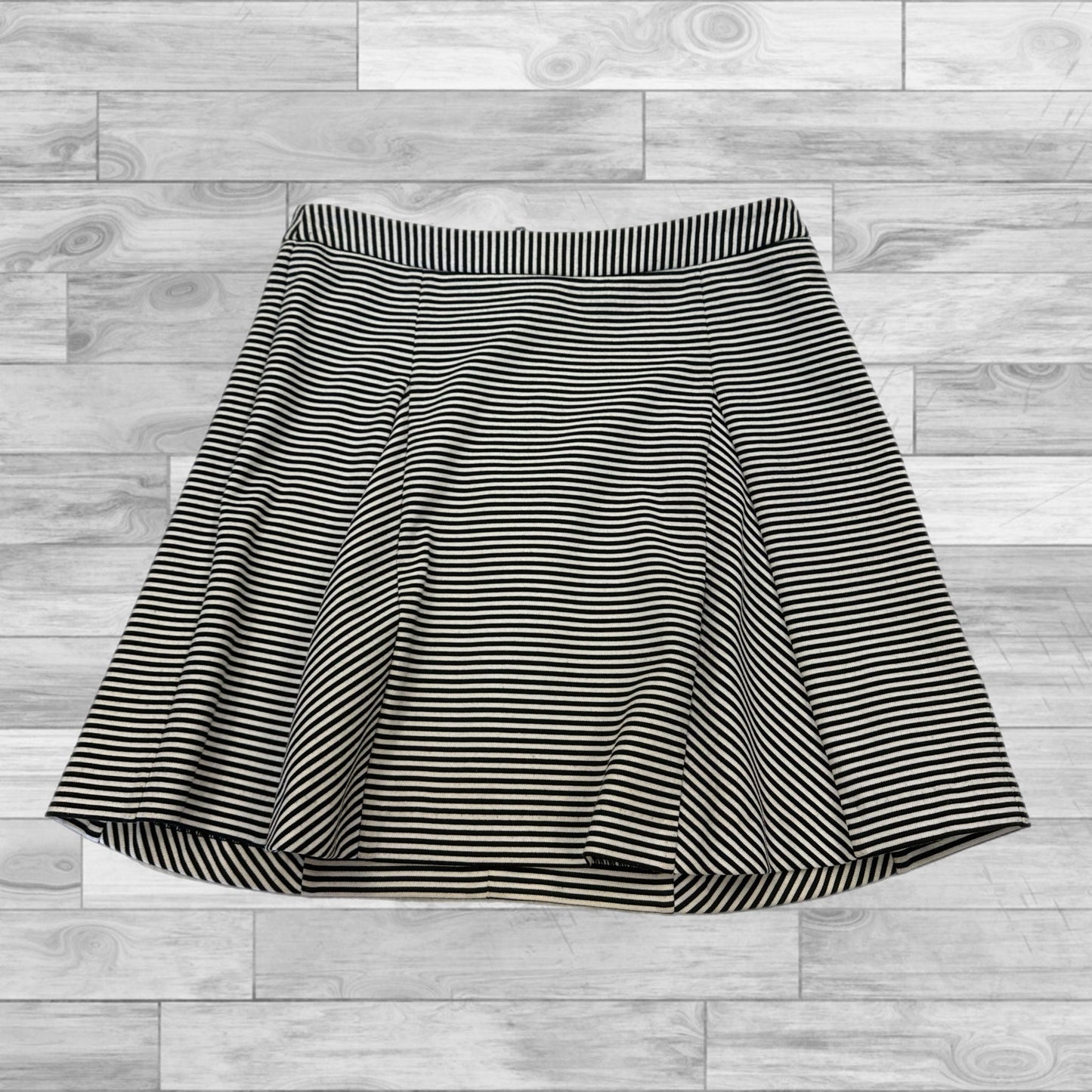 Skirt Mini & Short By Michael By Michael Kors In Black & White, Size: 2