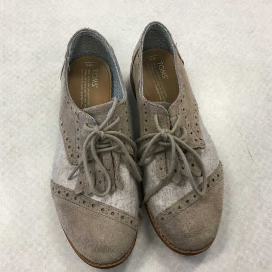 Shoes Flats By Toms In Brown, Size: 9