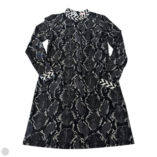 Dress Casual Short By Jude Connally In Grey, Size: Xs